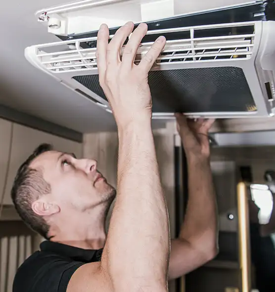  Professional Licensed And Insured Cleaners in Carbondale, IL