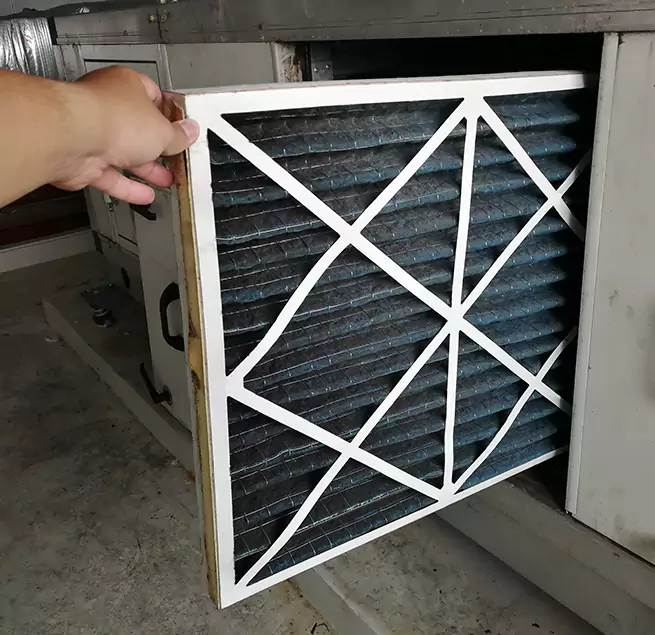 Why Homeowners & Businesses Trust Us Carbondale, IL?